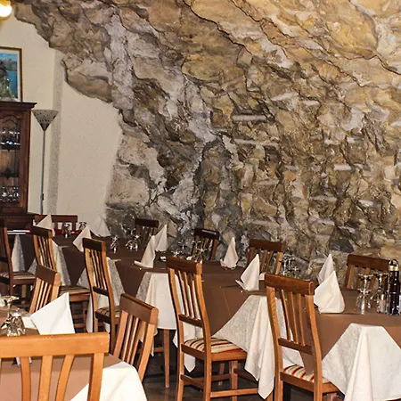 Miralago Hotel