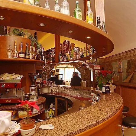 Hotel Miralago