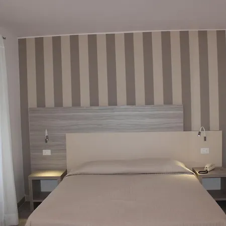 Miralago Hotel