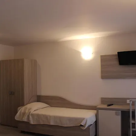 Miralago Hotel 3*