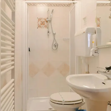 Hotel Miralago Pieve (Lombardy)