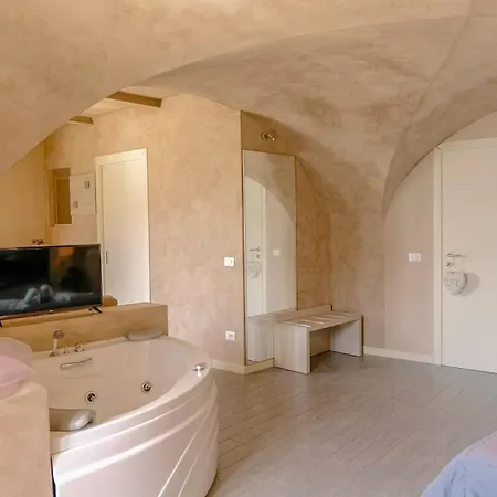 Hotel Miralago Pieve (Lombardy)
