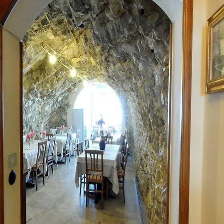 Hotel Miralago Pieve (Lombardy)