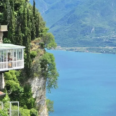 Miralago Hotel Pieve (Lombardy)