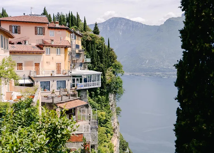 Miralago Pieve (Lombardy)