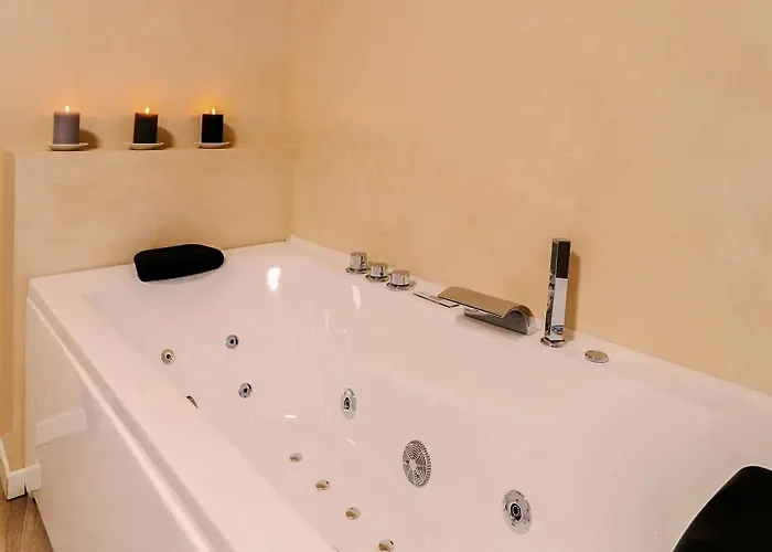 Hotel Miralago Pieve (Lombardy)