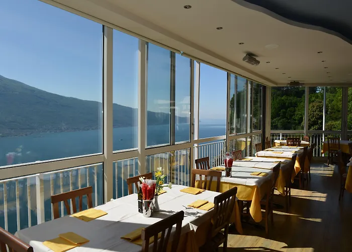 Miralago 3* Pieve (Lombardy)