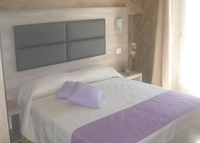 Miralago 3* Pieve (Lombardy)