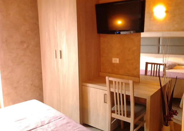 Miralago Hotel Pieve (Lombardy)