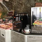 Miralago Hotel