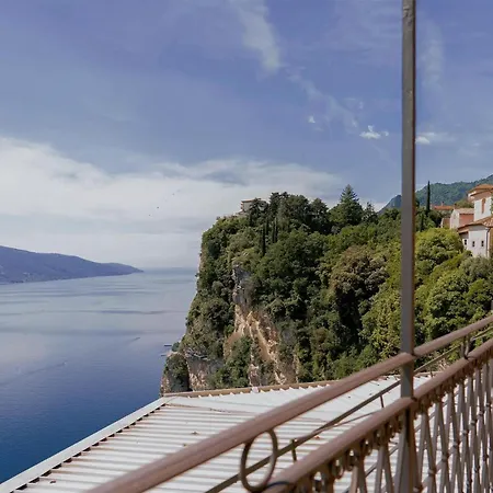 Hotel Miralago 3*