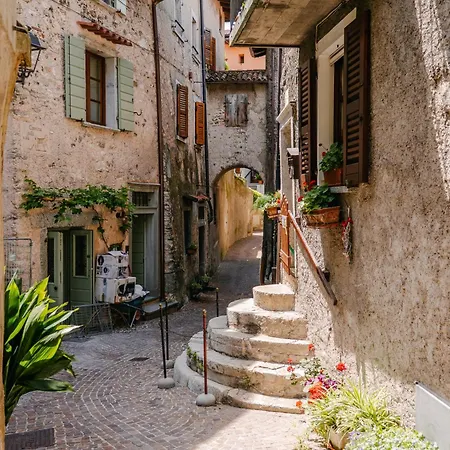 Hotel Miralago Pieve (Lombardy)