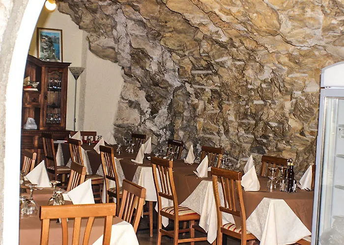 Miralago Hotel
